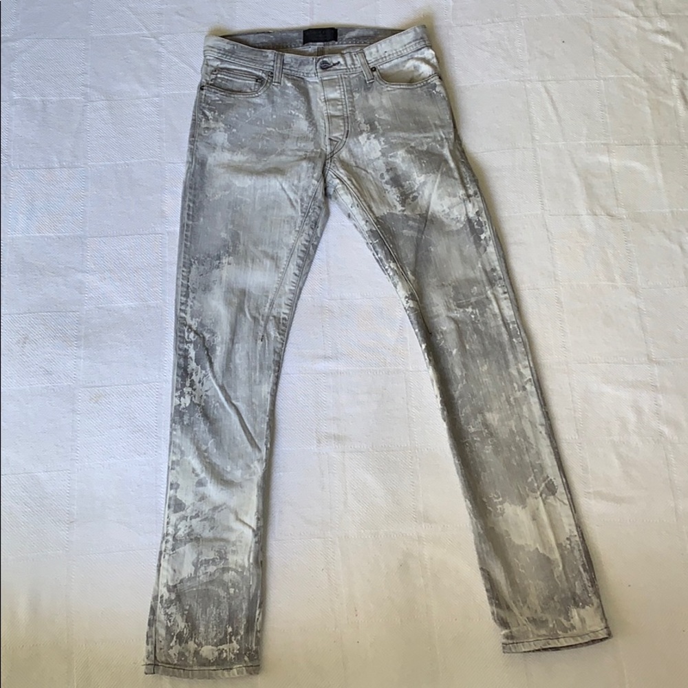 Distressed Rogue State jeans